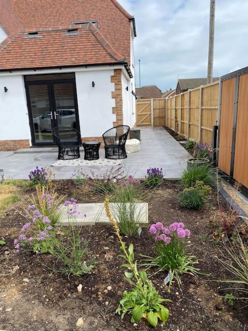 Home By The Sea In Rustington Εξωτερικό φωτογραφία